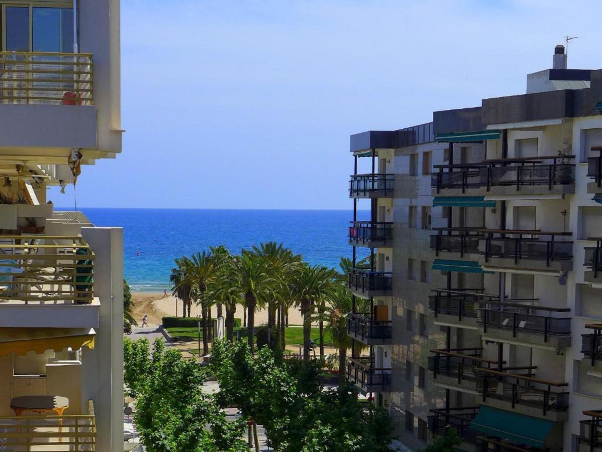 Rentalmar Atlantida Apartamentos Salou Bagian luar foto